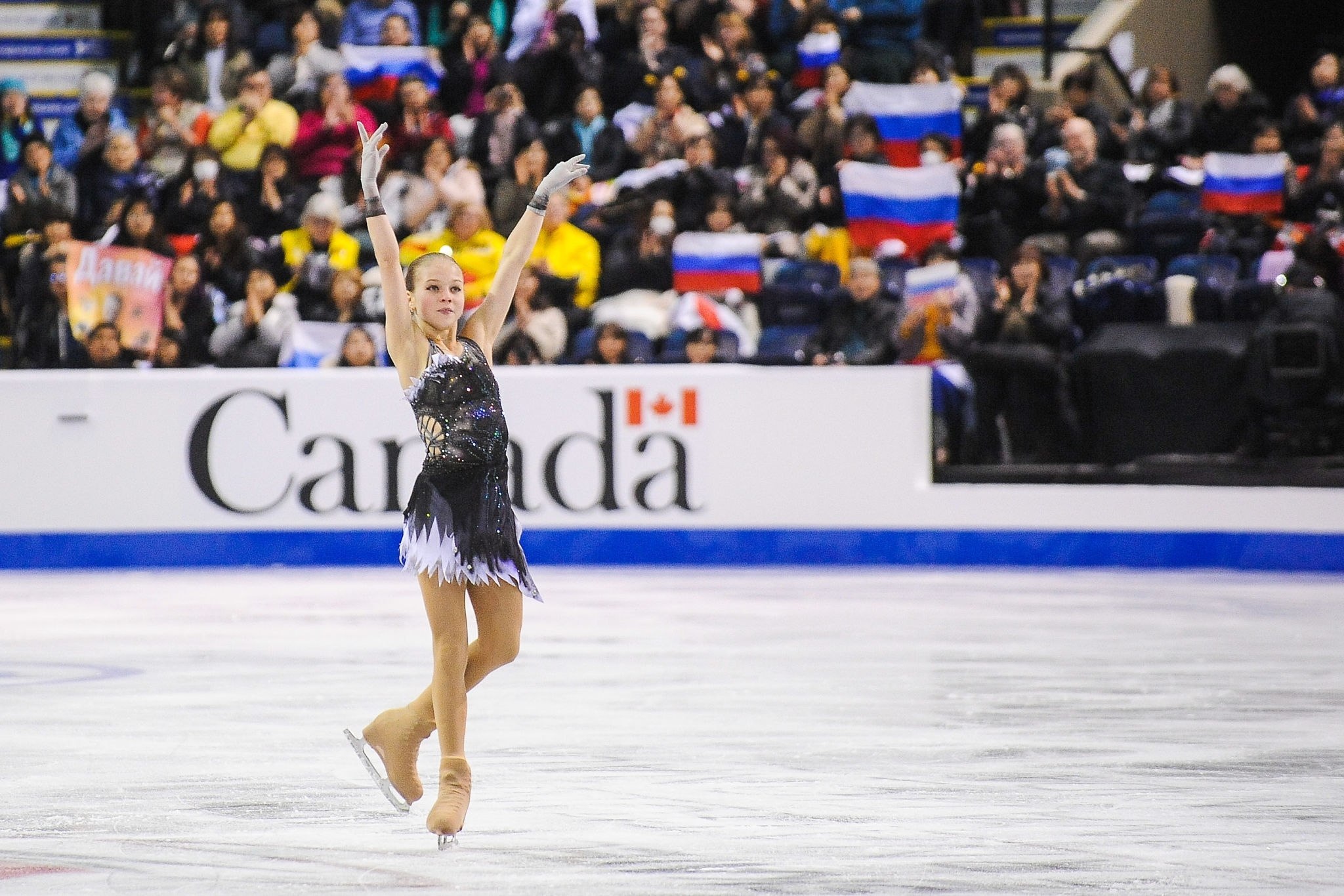 Короткие программы трусовой. Саша Трусова короткая программа 2019.